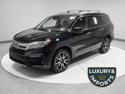 Used 2021 Honda Pilot Touring image 1