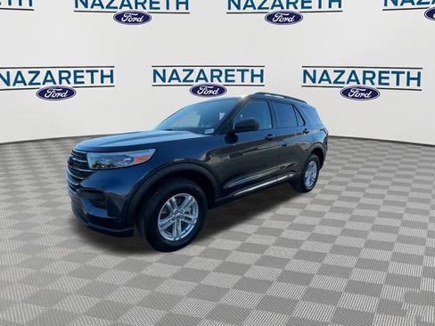 Used 2023 Ford Explorer XLT image 4