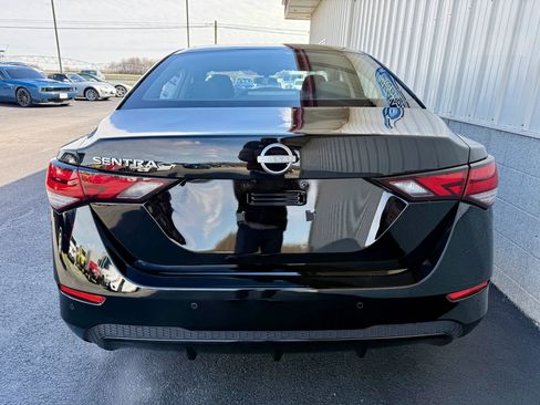 Used 2024 Nissan Sentra S image 5