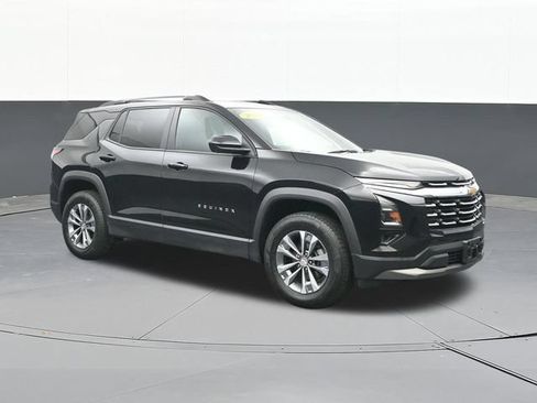 Used 2025 Chevrolet Equinox LT w/ Convenience Package II FWD image 18
