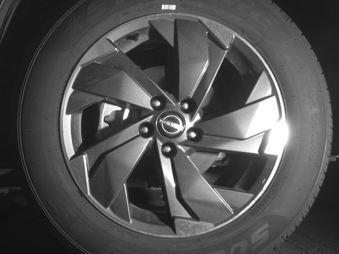Used 2025 Nissan Rogue SV FWD image 12
