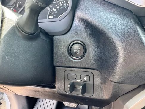 Used 2026 Toyota Tundra SR5 w/ SR5 Convenience Package AWD/4WD image 27
