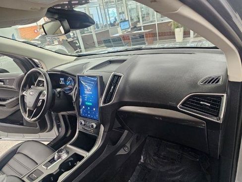 Used 2024 Ford Edge SEL AWD/4WD image 8