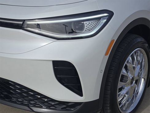 Used 2023 Volkswagen ID.4 Pro S image 10