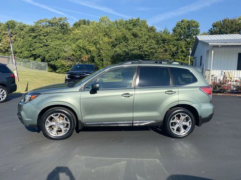 Used 2017 Subaru Forester 2.5i Touring image 8