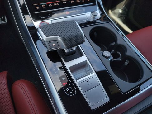 New 2026 Audi SQ7 Premium Plus image 28