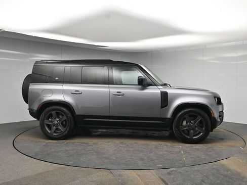 Used 2023 Land Rover Defender 110 X-Dynamic SE AWD/4WD image 6