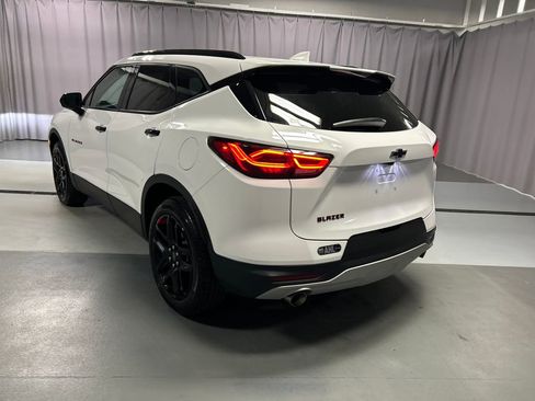 Used 2023 Chevrolet Blazer LT w/ Convenience Package FWD image 5