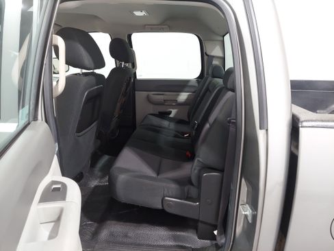 Used 2014 Chevrolet Silverado 2500 W/T image 13