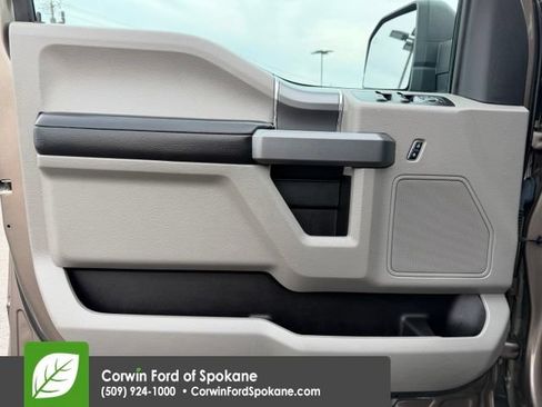 Used 2018 Ford F150 XLT w/ Equipment Group 302A Luxury AWD/4WD image 19