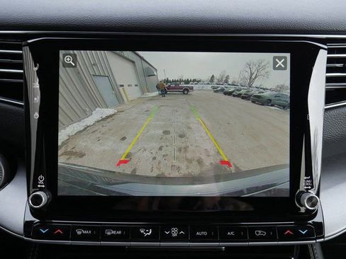 New 2026 Jeep Grand Wagoneer L 4WD w/ Premium Group I image 9