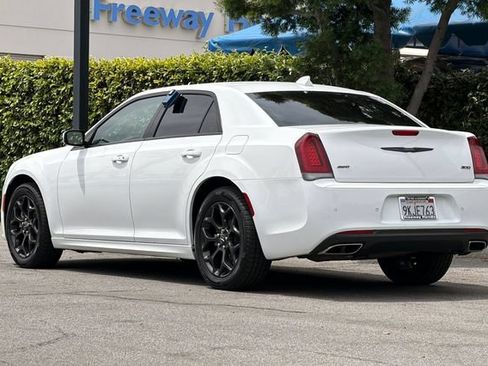 Used 2021 Chrysler 300 Touring L AWD/4WD image 6