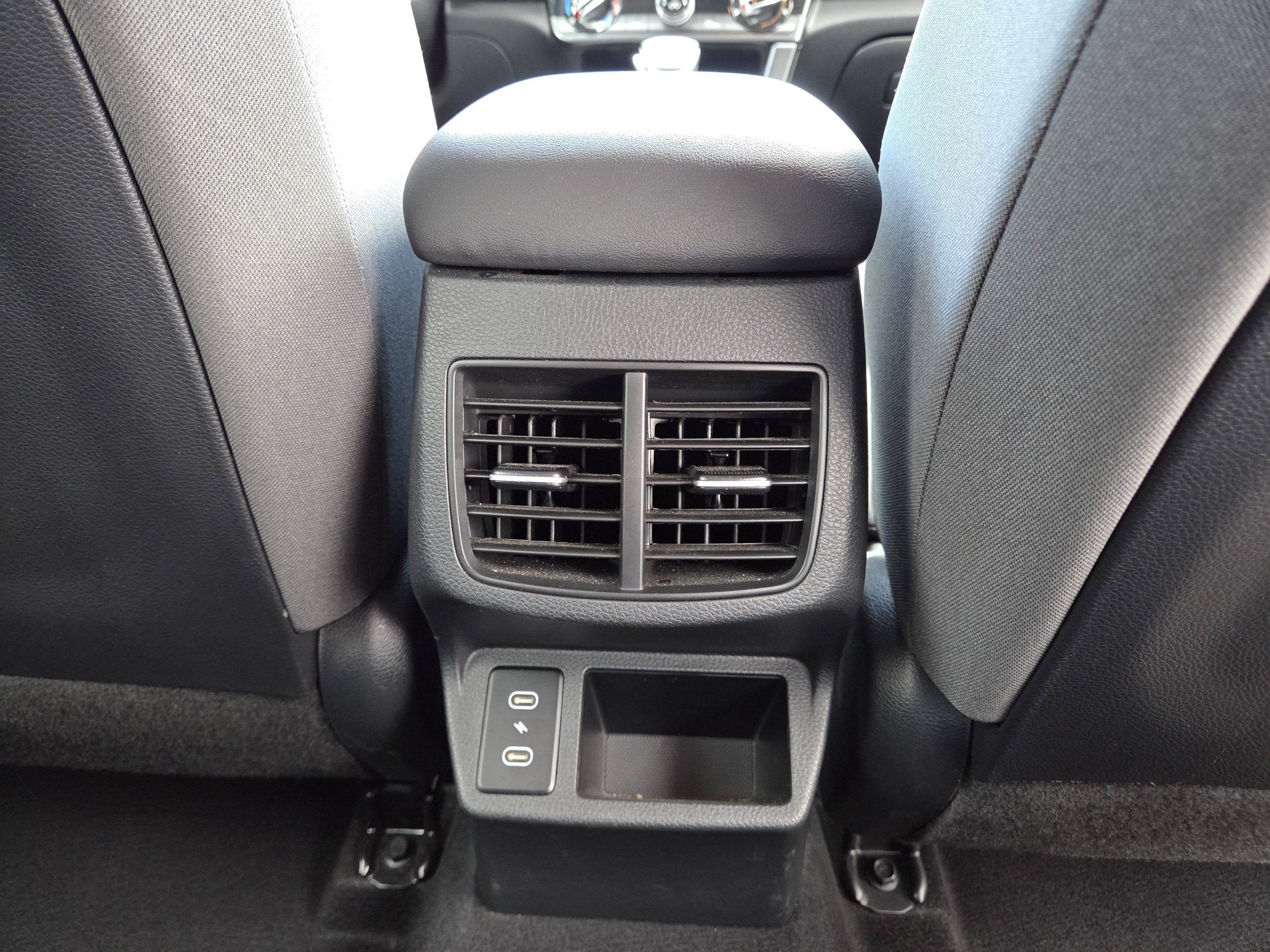 Used 2026 Kia Seltos LX AWD/4WD image 25