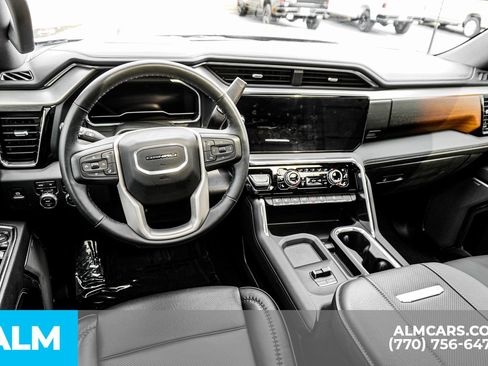 Used 2024 GMC Sierra 2500 Denali w/ Denali Reserve Package image 29