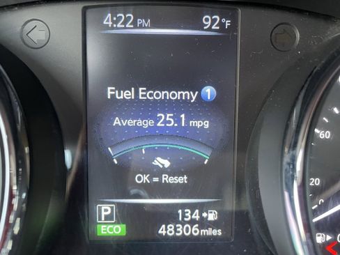 Certified 2017 Nissan Rogue SL w/ SL Premium Package image 5