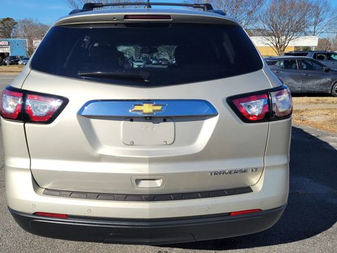 Used 2014 Chevrolet Traverse LT w/ All-Star Edition image 4