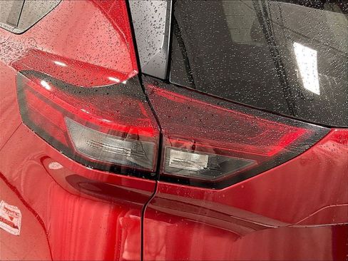 Used 2023 Nissan Rogue SV AWD/4WD image 33