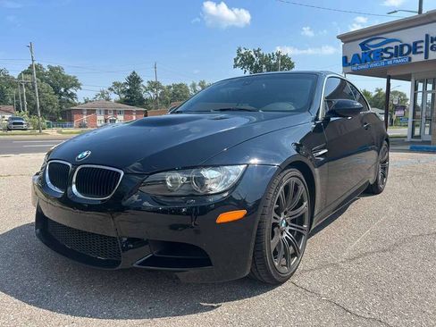 Used 2011 BMW M3 Convertible RWD image 1