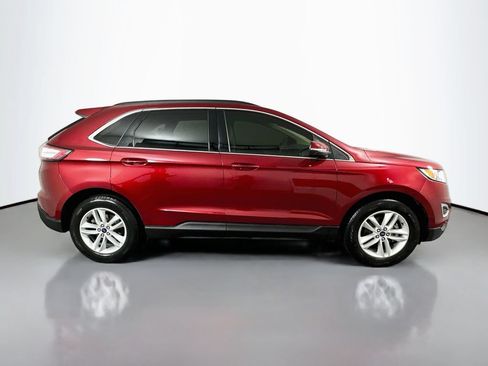 Used 2018 Ford Edge SEL w/ Equipment Group 201A FWD image 4