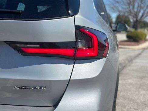 New 2026 BMW X1 xDrive28i w/ Technology Package AWD/4WD image 12