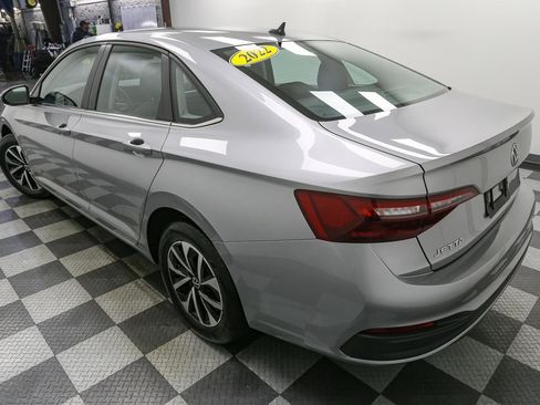 Used 2022 Volkswagen Jetta S image 11