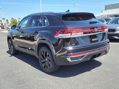 New 2026 Volkswagen Atlas Cross Sport SE image 3