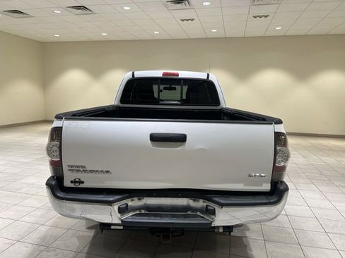 Used 2011 Toyota Tacoma 2WD Access Cab w/ SR5 Pkg #2 image 4