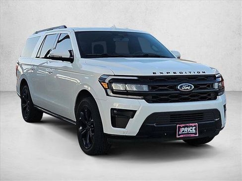 Used 2022 Ford Expedition Max Limited RWD image 3