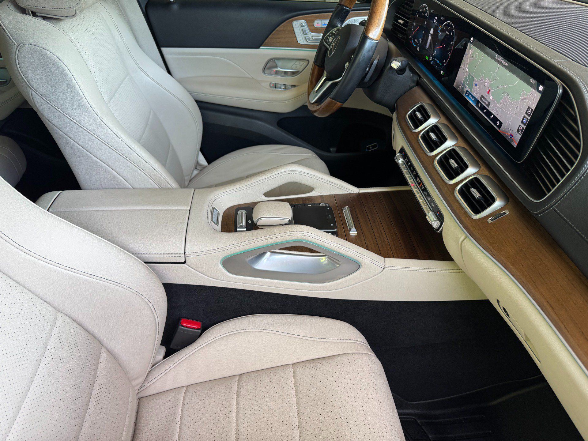Used 2022 Mercedes-Benz GLS 450 4MATIC image 23