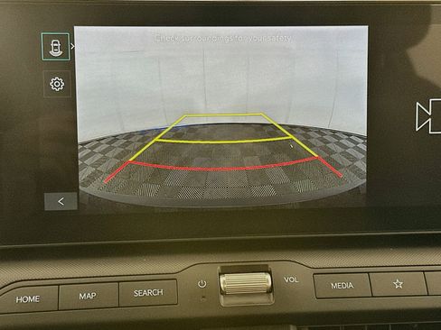 Used 2025 Kia K4 FWD image 22