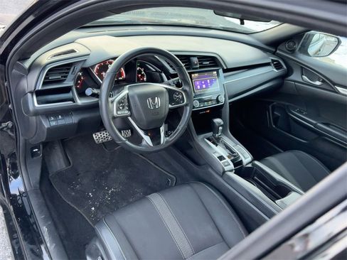 Used 2019 Honda Civic Sport image 12