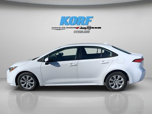 Used 2023 Toyota Corolla LE image 8