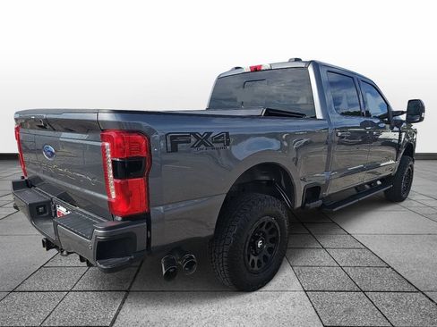 Used 2023 Ford F250 Lariat w/ Sport Appearance Package AWD/4WD image 5