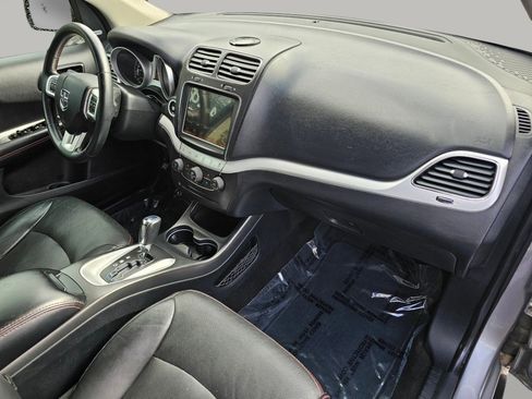Used 2019 Dodge Journey GT image 25
