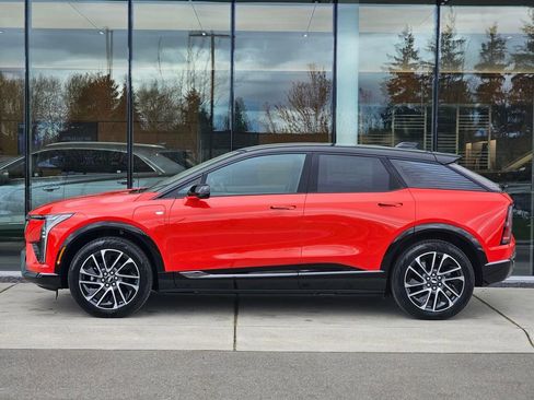 New 2026 Cadillac Optiq Sport 1 image 2