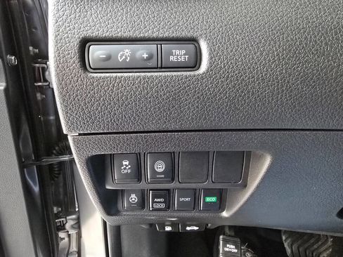 Used 2022 Nissan Rogue Sport SV image 31