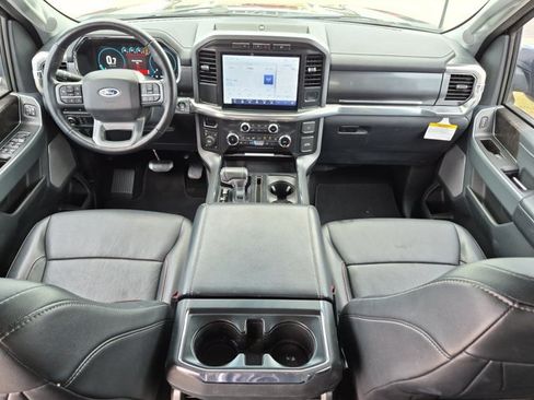 Used 2022 Ford F150 Lariat w/ Equipment Group 502A High AWD/4WD image 17