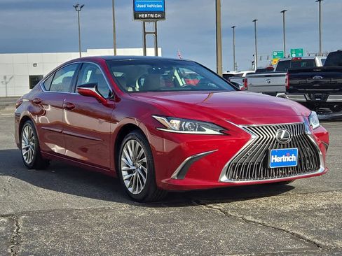 Used 2020 Lexus ES 350 Luxury image 2