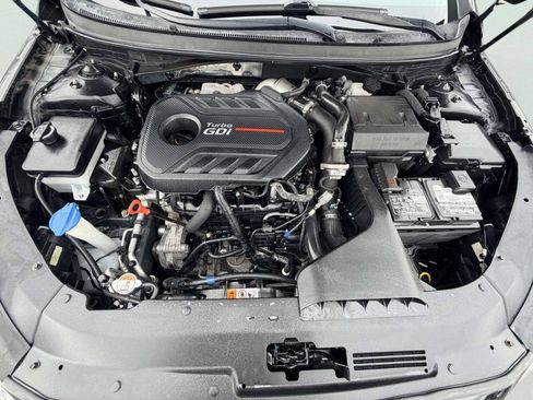 Used 2018 Hyundai Sonata Sport w/ Cargo Package FWD image 9