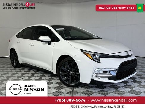 Used 2024 Toyota Corolla SE FWD image 1
