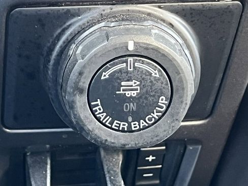 Certified 2019 Ford F150 XLT w/ Equipment Group 302A Luxury image 30