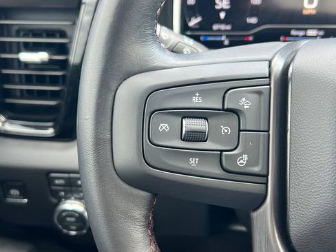Used 2025 GMC Sierra 2500 AT4X AWD/4WD image 37