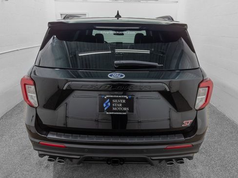 Used 2022 Ford Explorer ST w/ ST Street Pack image 7