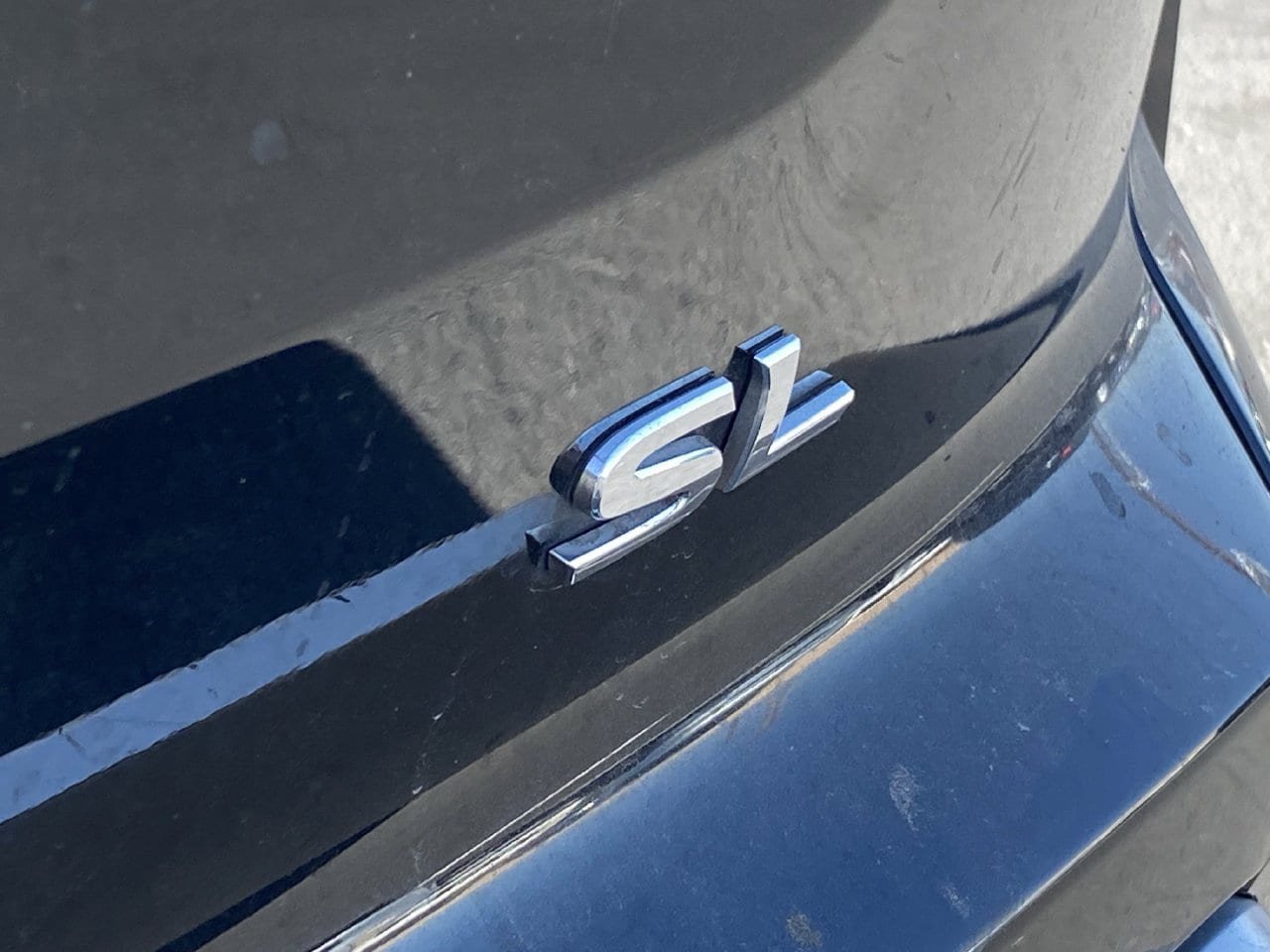 Used 2022 Nissan Pathfinder SL w/ SL Premium Package FWD image 5