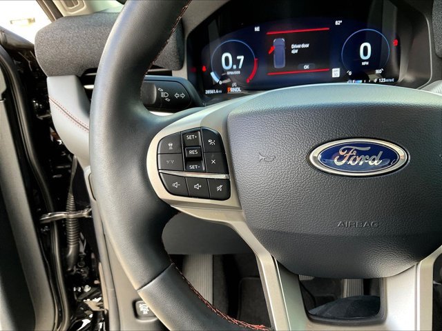 Used 2026 Ford Explorer Active w/ Active Comfort Package RWD image 16