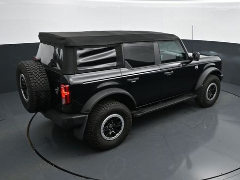 Used 2023 Ford Bronco Big Bend w/ Sasquatch Package AWD/4WD image 23