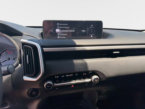 Used 2025 MAZDA CX-50 AWD 2.5 S w/ Premium Package image 22