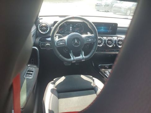 Used 2021 Mercedes-Benz CLA 35 AMG 4MATIC image 11