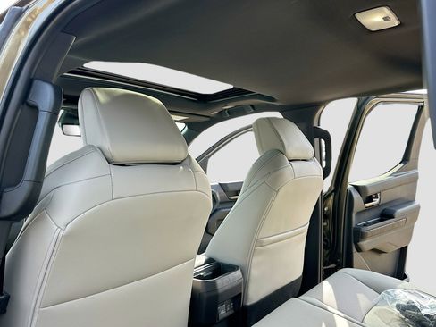 Certified 2025 Toyota Tacoma Limited image 6