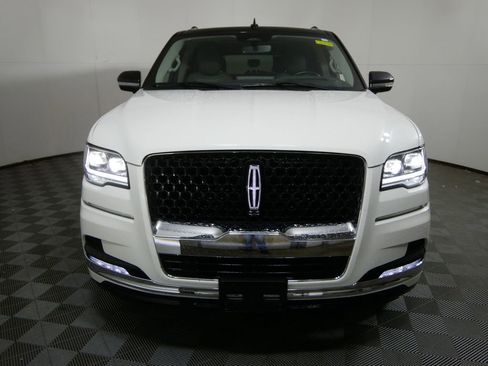 Used 2024 Lincoln Navigator L Black Label image 8